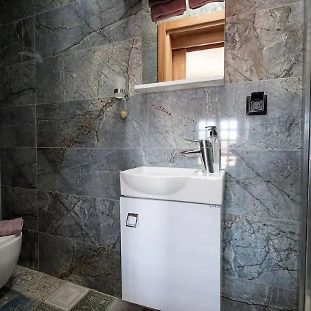 Liman Deluxe 酒店 *