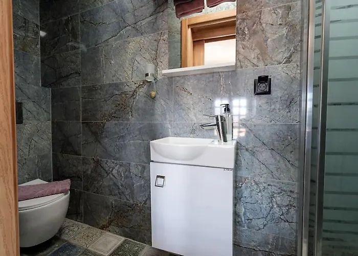 Liman Deluxe Szálloda *